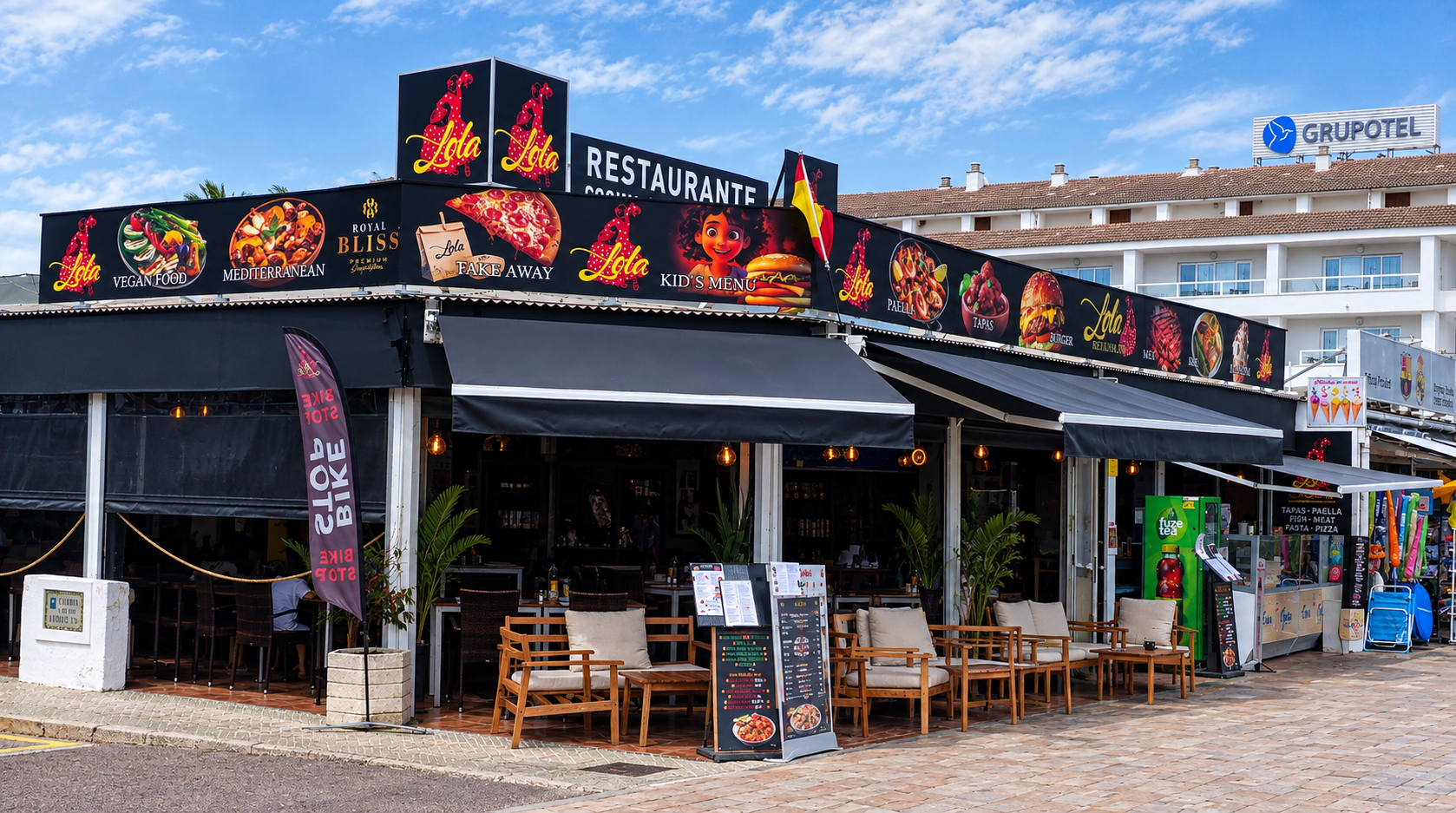 Lola – Playa de Muro